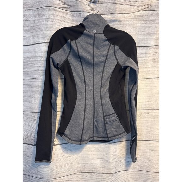 Lululemon Run U-Turn 1/4 Zip - Picture 3 of 3